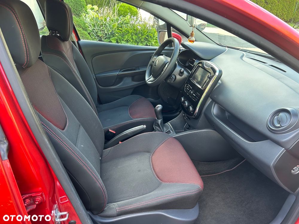 Renault Clio 1.2 16V 75 Authentique - 21