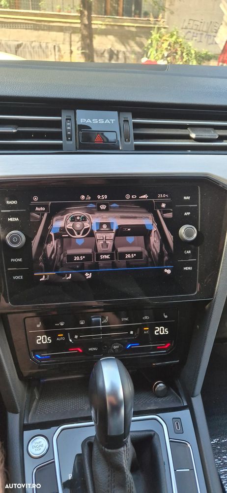 Volkswagen Passat 2.0 TDI DSG 4Mot Highline - 15