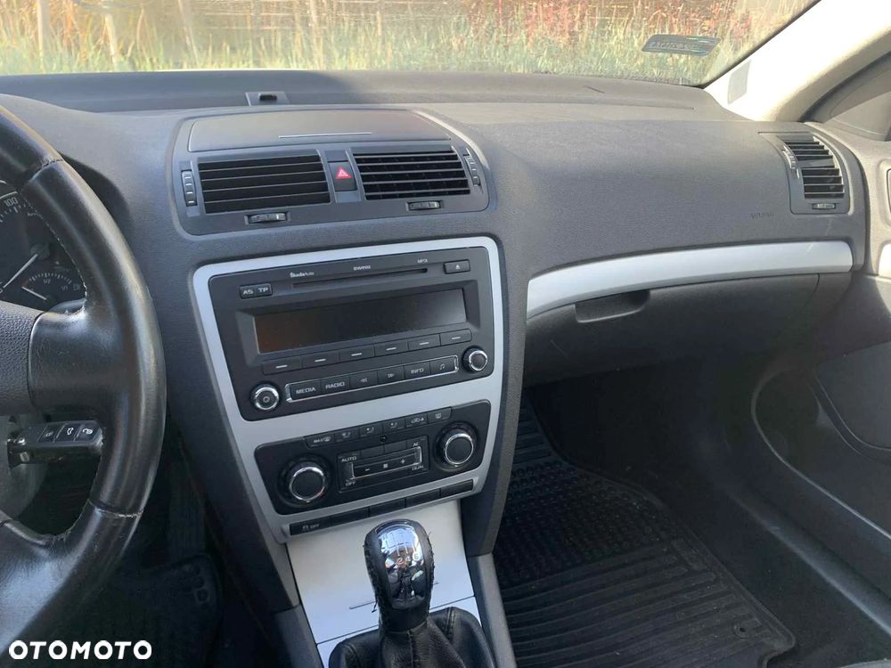 Skoda Octavia 1.8 T FSI Ambiente - 7