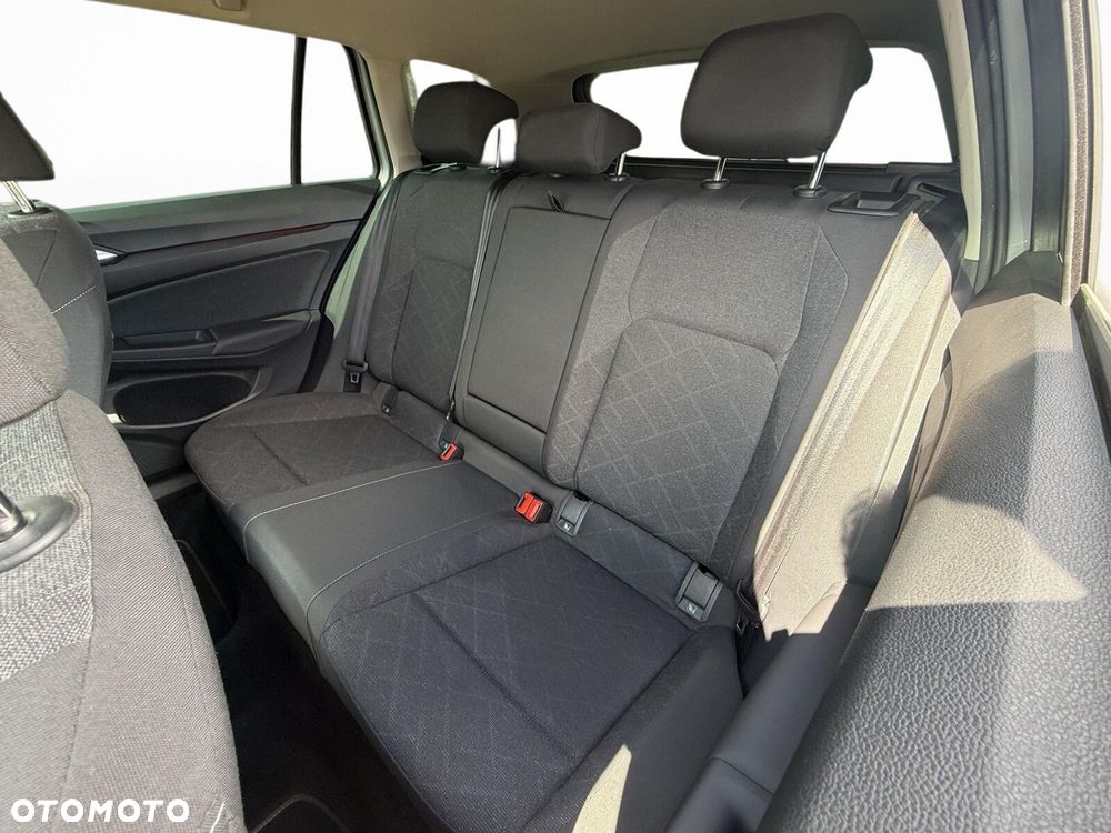 Volkswagen Golf Variant - 25