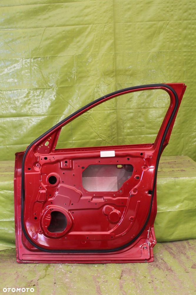 Drzwi Jaguar F-Pace po 2016r. przód prawy - 2