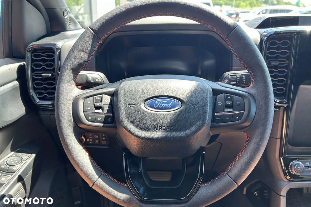 Ford Ranger - 12