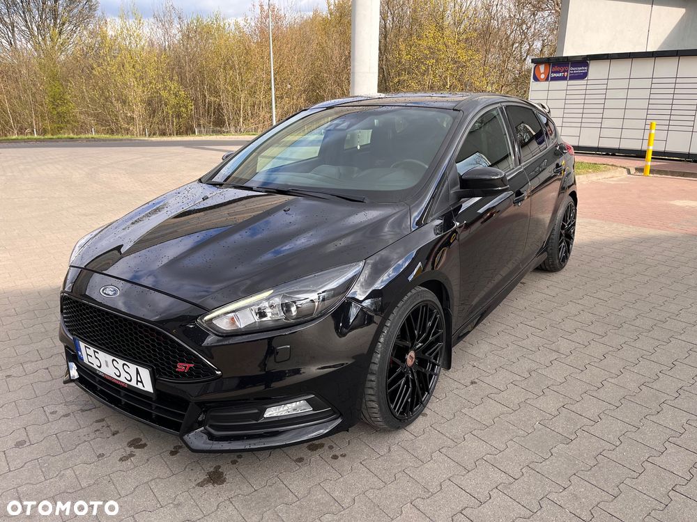 Ford Focus 2.0 EcoBoost ST - 1