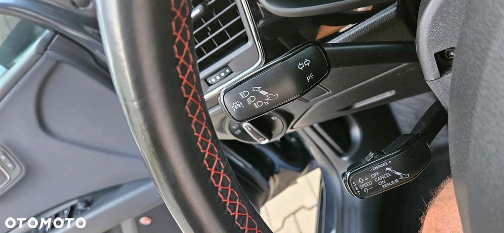Seat Leon 2.0 TDI FR S&S DSG EU6 - 25
