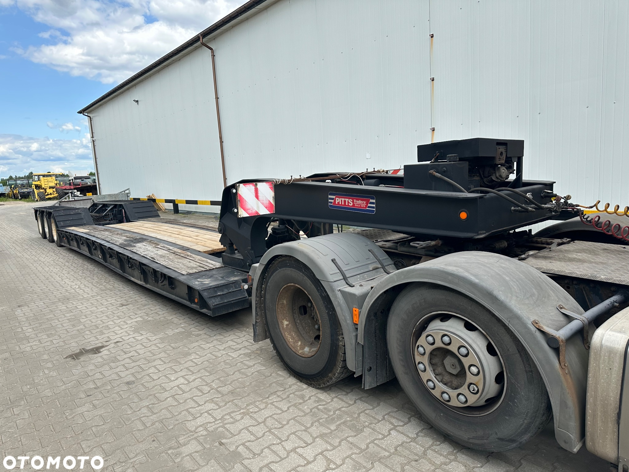 Inny PITTS LB52-24D (USA) - 4