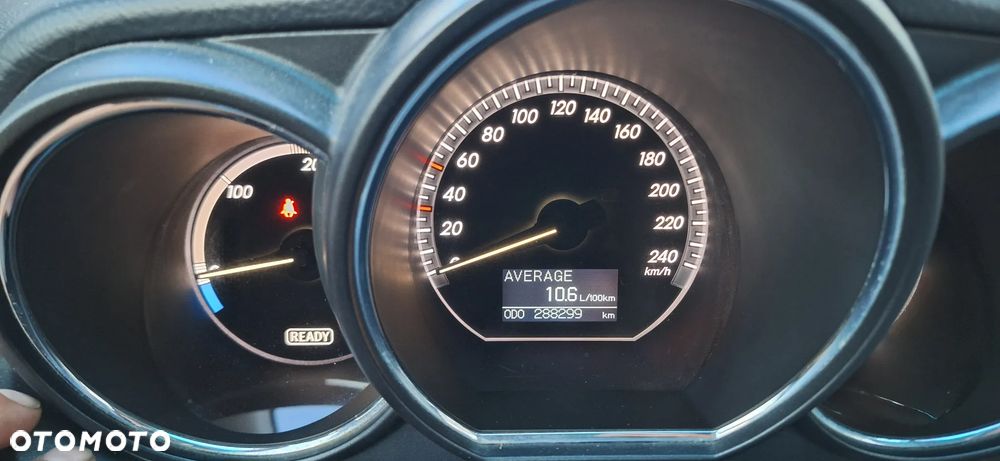 Lexus RX 400h (hybrid) - 17