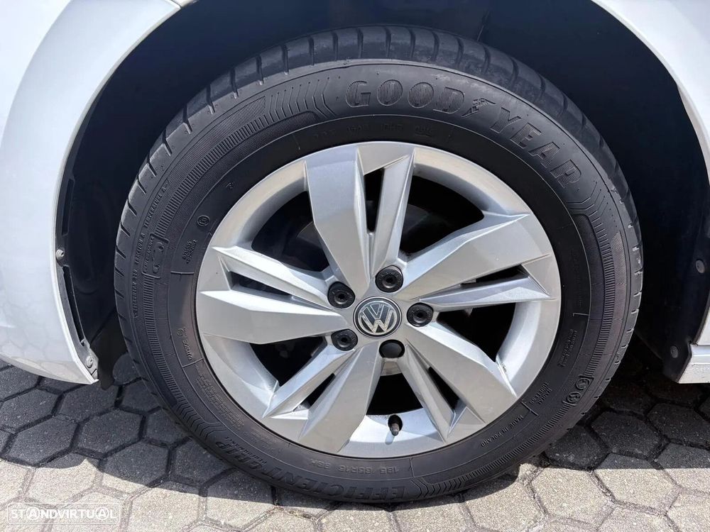 VW Polo 1.0 Confortline - 11