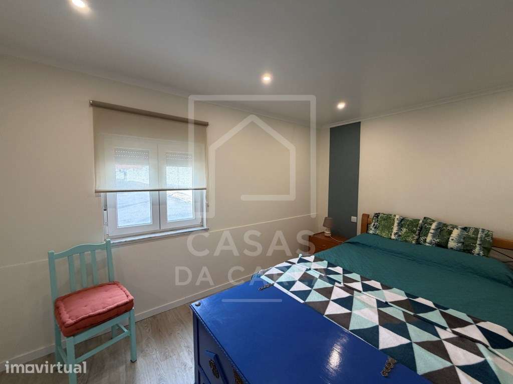 Moradia T2 com garagem e piscina completamente renovada em Canhestros - Grande imagem: 5/32