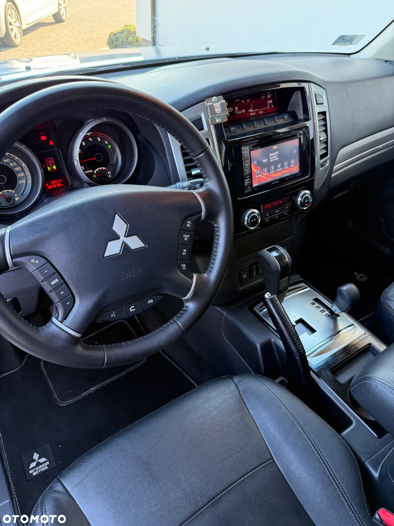 Mitsubishi Pajero 3.2 DID Instyle EU6 - 14