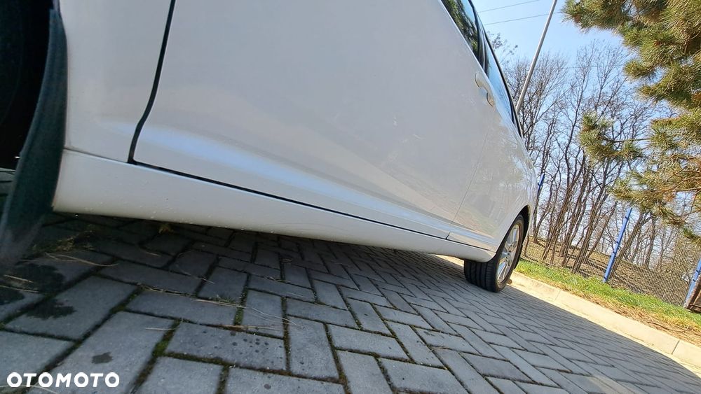 Toyota Avensis 2.4 VVT-i Prestige - 6