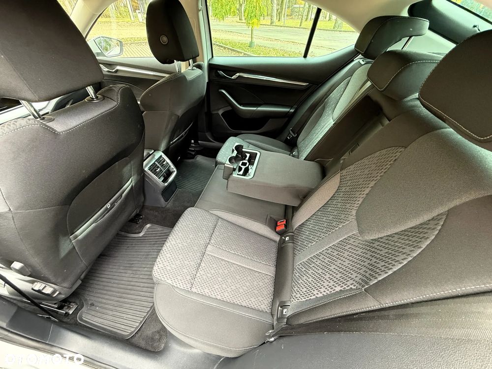 Skoda Octavia 1.5 TSI ACT Style - 17