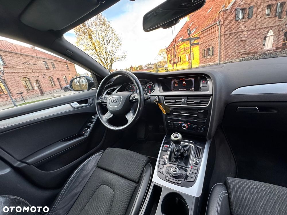 Audi A4 Avant 2.0 TDI Quattro Sport - 35