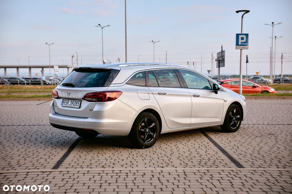 Opel Astra 1.6 D (CDTI) Start/Stop Innovation - 12
