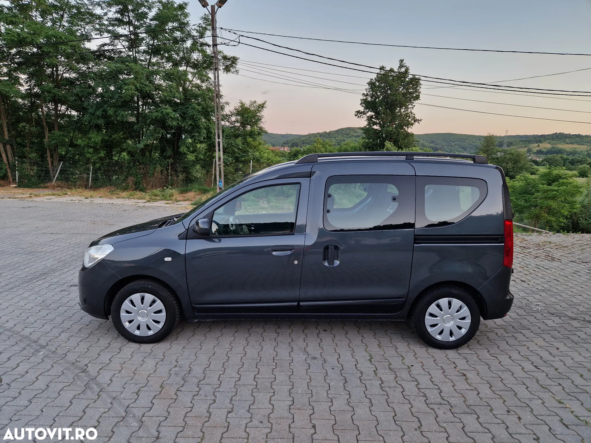 Dacia Dokker 1.5 dCi 90 CP Laureate - 2