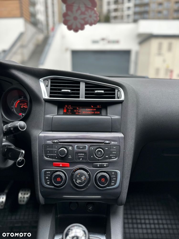 Citroën C4 1.6 VTi Exclusive - 16