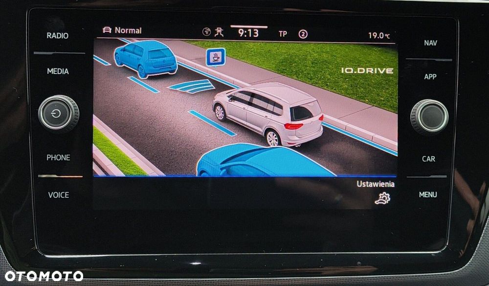 Volkswagen Touran 1.5 TSI EVO Highline - 20