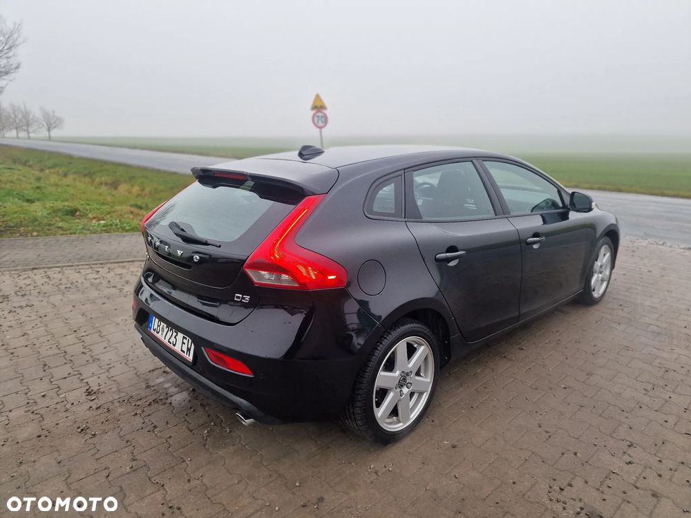 Volvo V40 D3 Geartronic Momentum - 10