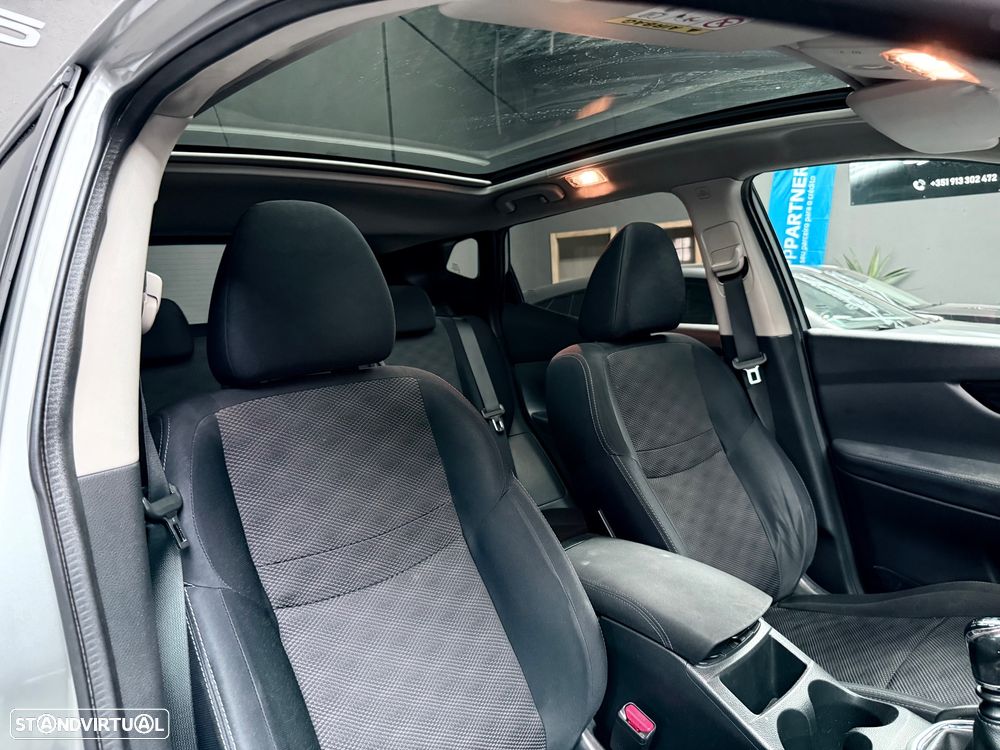 Nissan Qashqai 1.6 dCi N-Connecta - 15