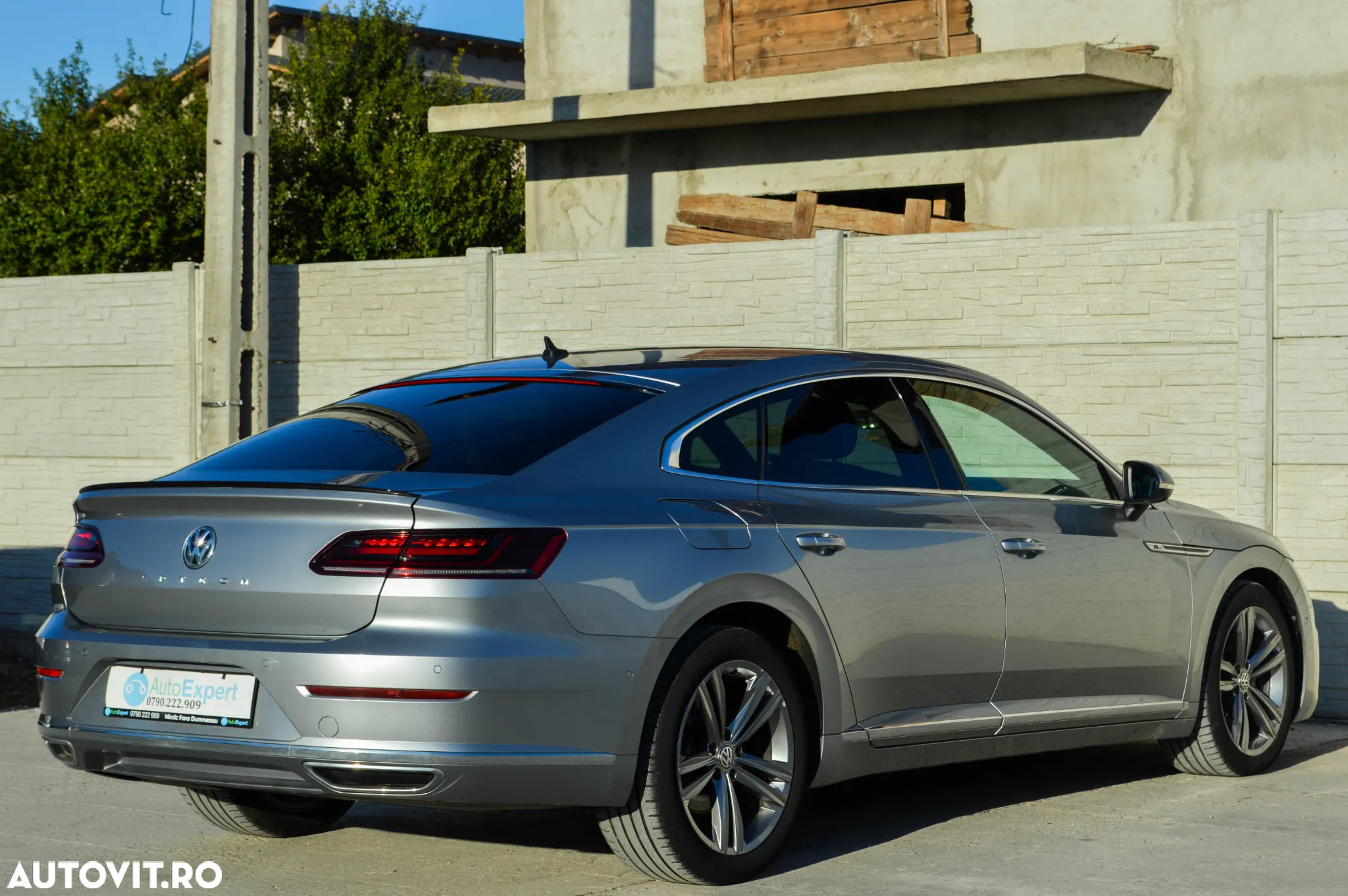 Volkswagen ARTEON 2.0 TDI DSG R-Line - 14