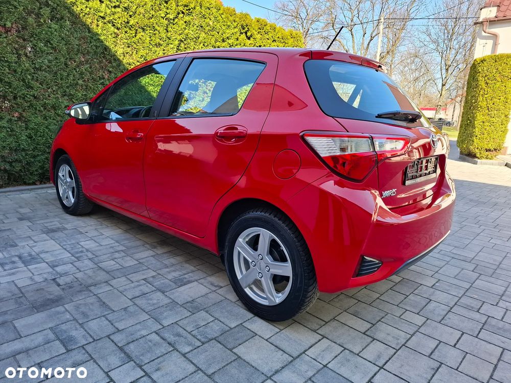 Toyota Yaris - 8