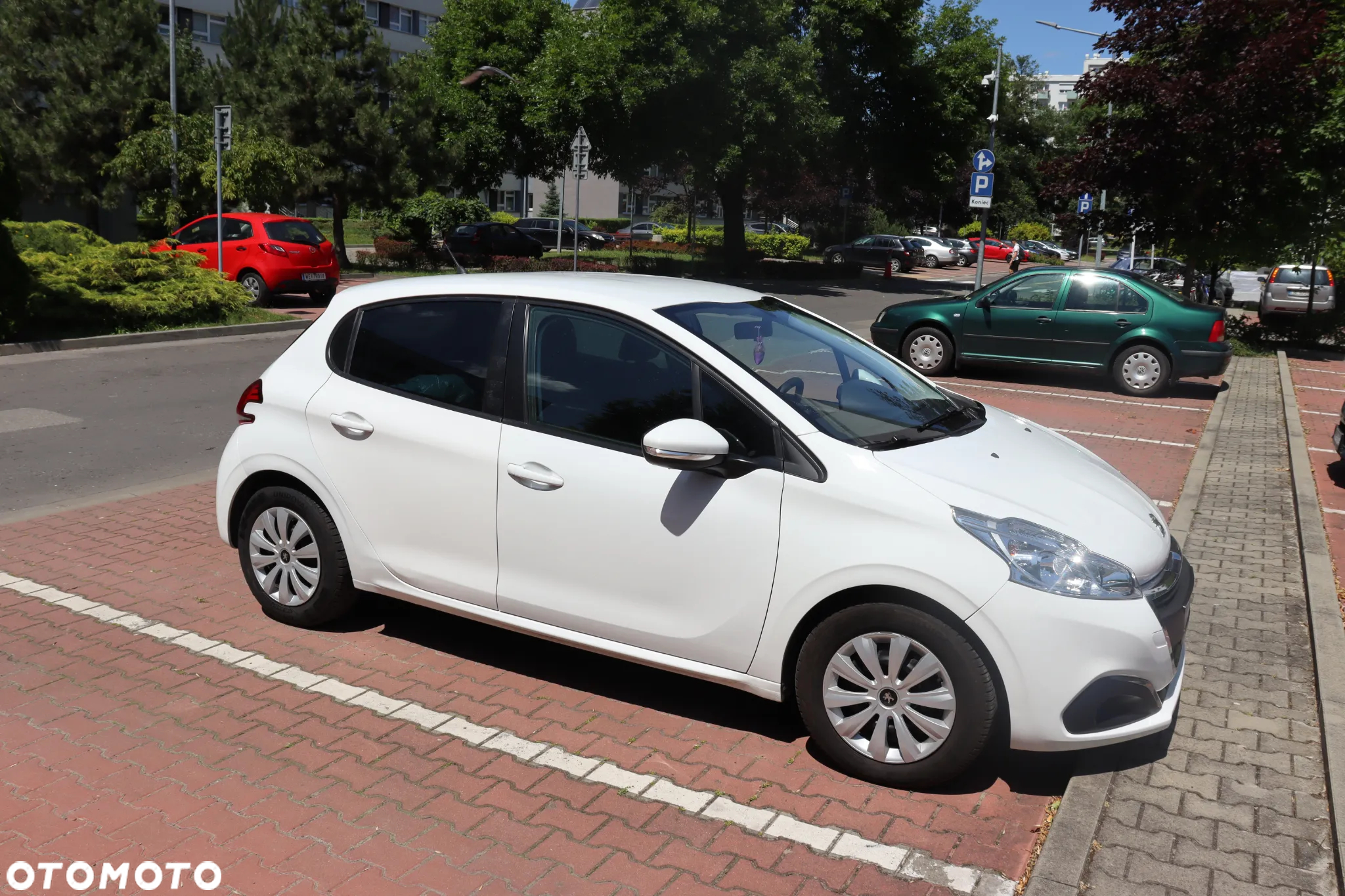 Peugeot 208 1.6 BlueHDi Active - 12