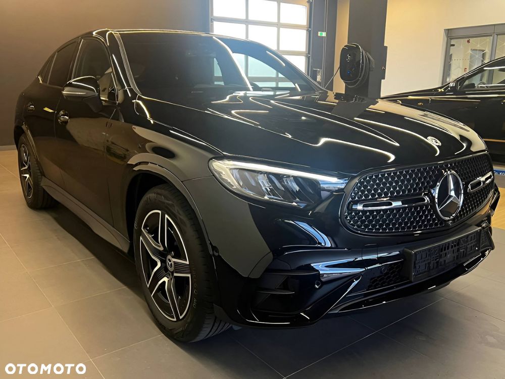 Mercedes-Benz GLC 300 d 4-Matic - 2