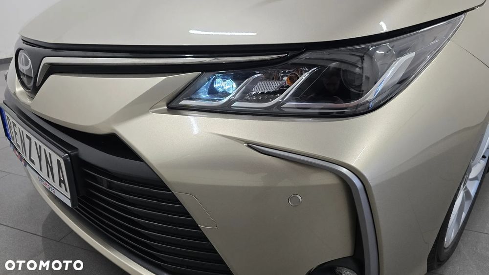 Toyota Corolla - 11