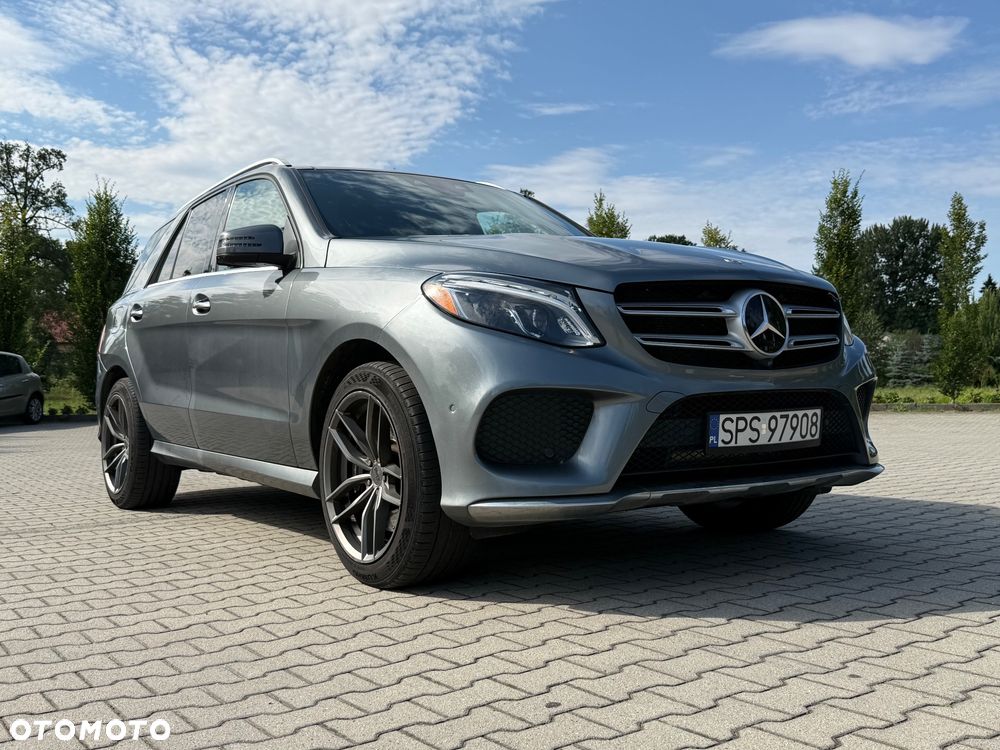 Mercedes-Benz GLE - 22