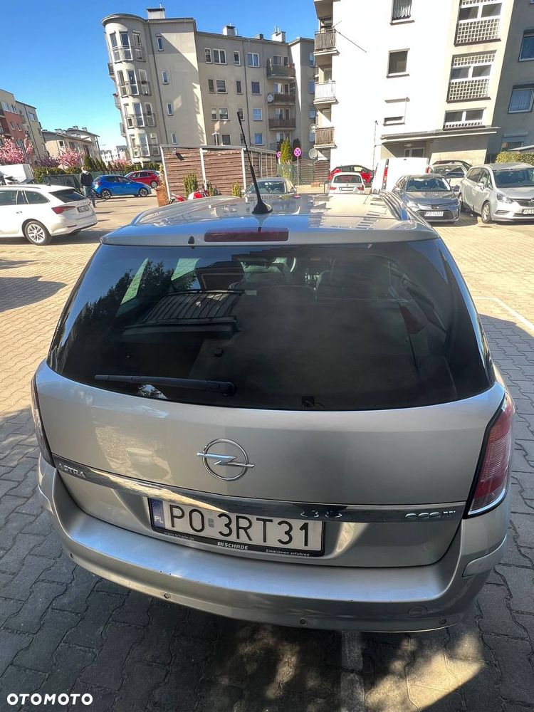 Opel Astra 1.7 CDTI - 11