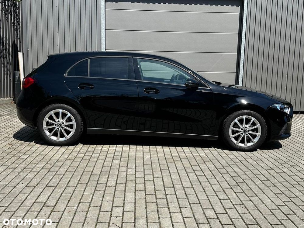 Mercedes-Benz Klasa A 200 d 8G-DCT Entry - 6