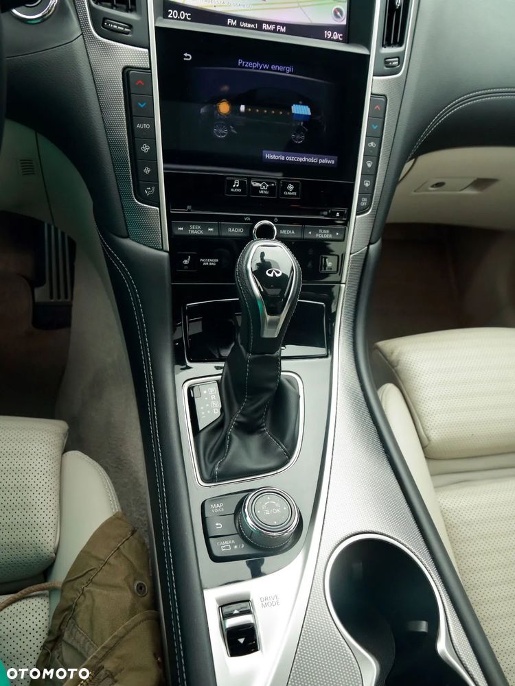 Infiniti Q50 Q50S Hybrid AWD Sport Tech - 28