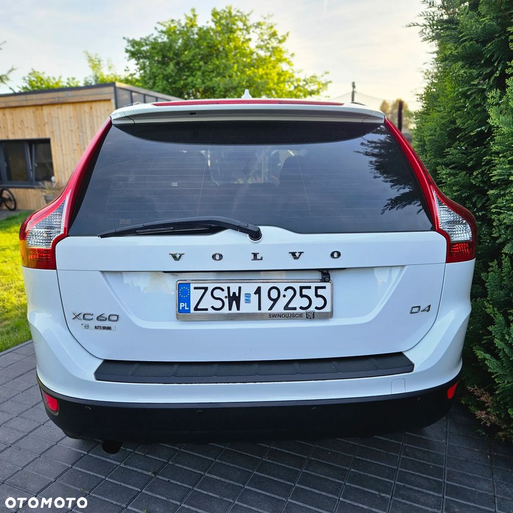 Volvo XC 60 - 8