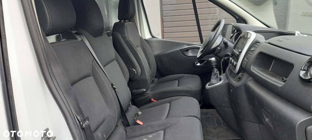 Renault Trafic - 8