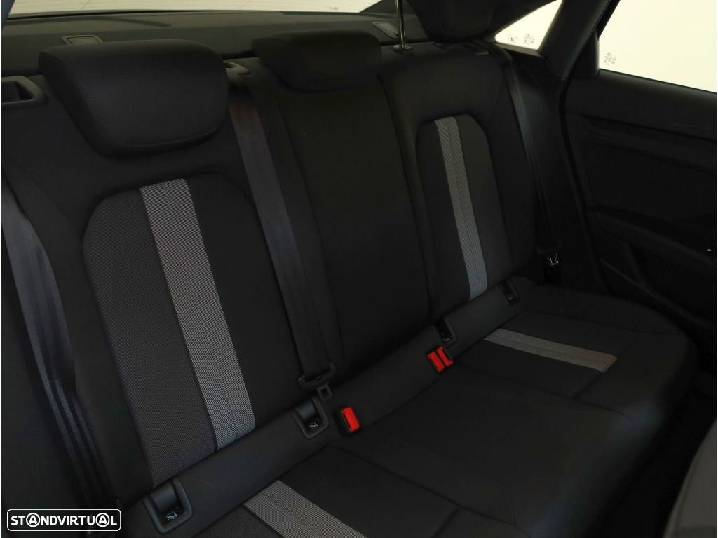 Audi A3 Limousine 30 TFSI S line S tronic - 27