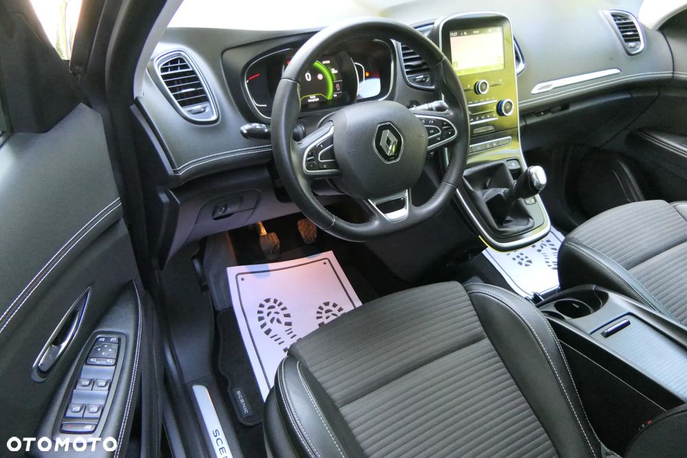 Renault Scenic - 18