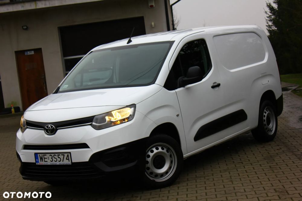 Toyota Proace City CHŁODNIA 1.5D-4D 102KM LONG L2 3 Osobowy - 14
