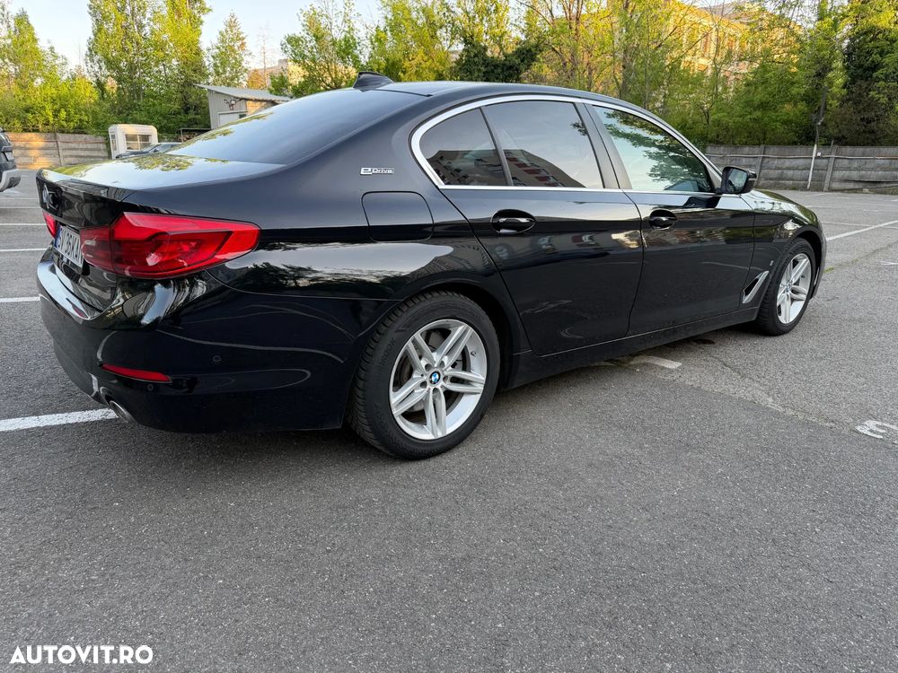 BMW Seria 5 530e Aut. - 5