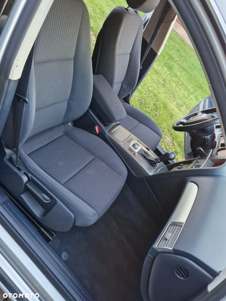 Audi A6 Avant 2.4 multitronic - 23