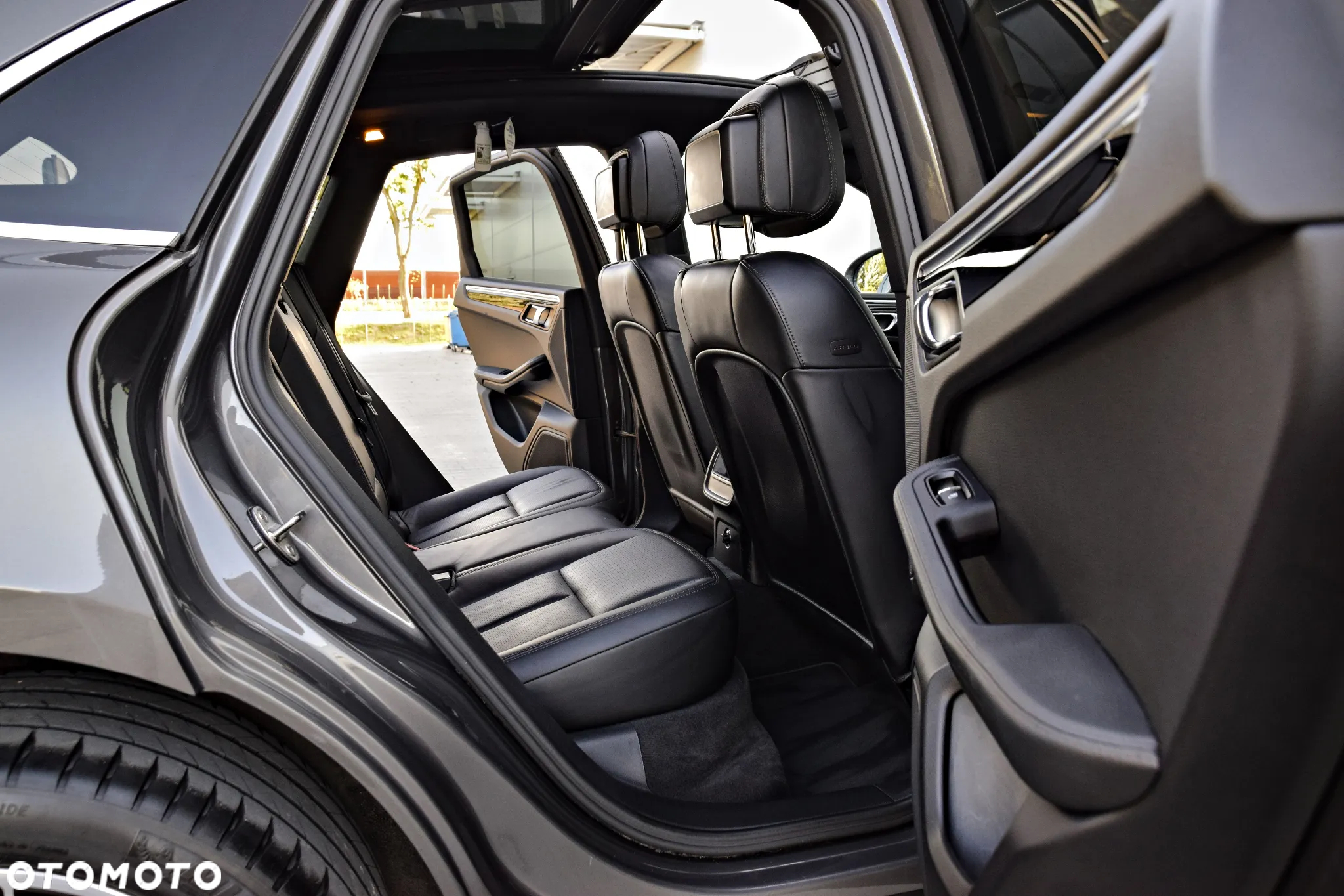 Porsche Macan S - 21