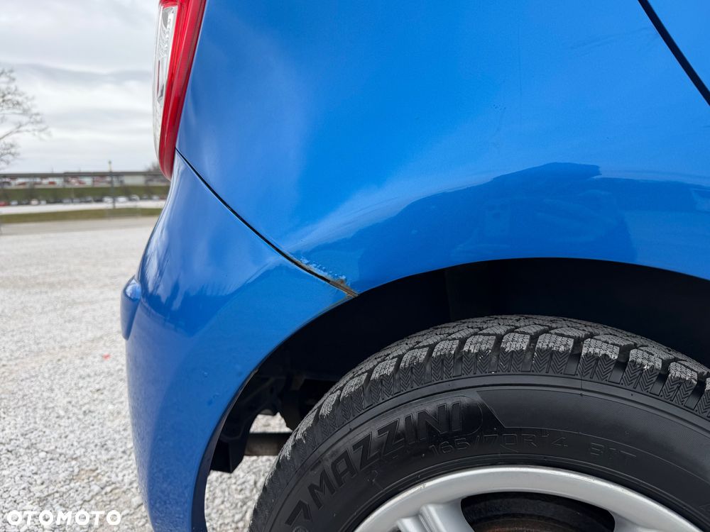 Nissan Micra - 10