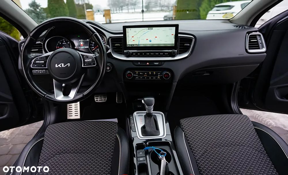 Kia XCeed 1.6 CRDi Eco-Dynamics+(48V Mild-Hybrid) DCT7 SPIRIT - 30