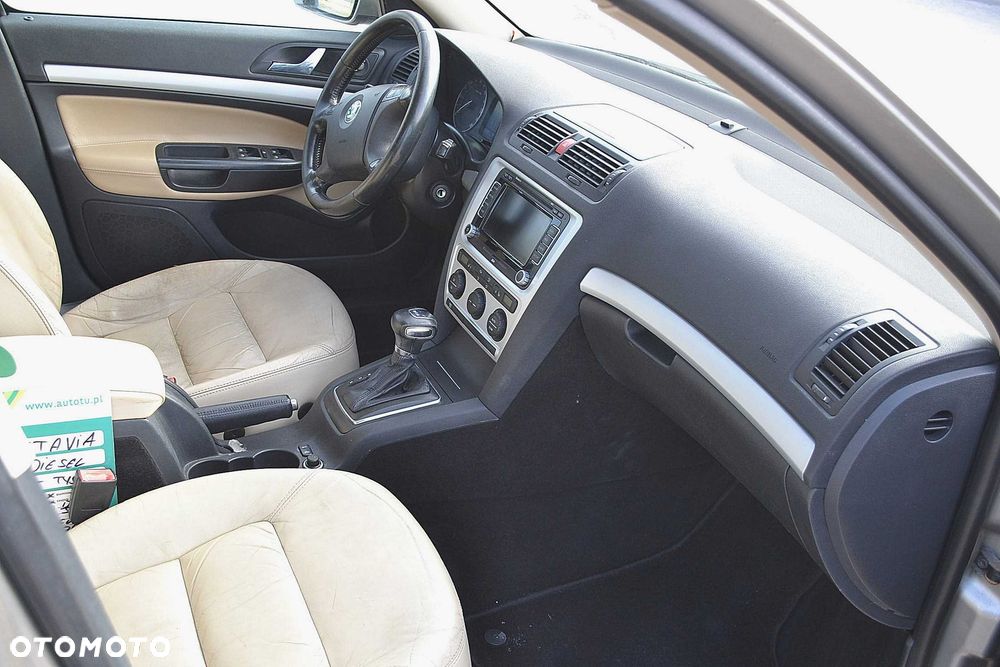 Skoda Octavia - 8