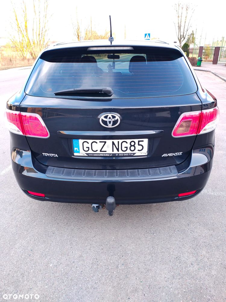Toyota Avensis 2.0 D-4D 2010 - 2