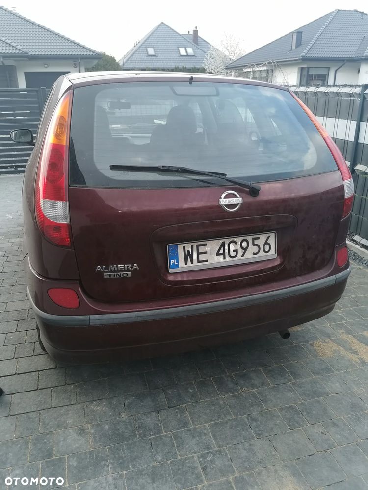 Nissan Almera Tino - 5