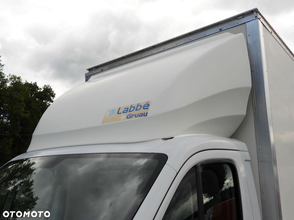 Fiat DUCATO WINDA 8 PALET TEMPOMAT NAWIGACJA LEDY KLIMATYZACJA  130KM - 18