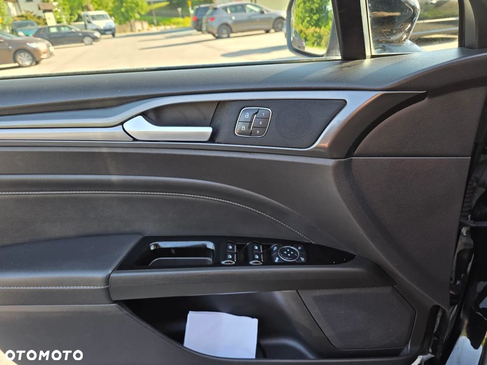 Ford Mondeo 2.0 Ti-VCT Titanium - 10