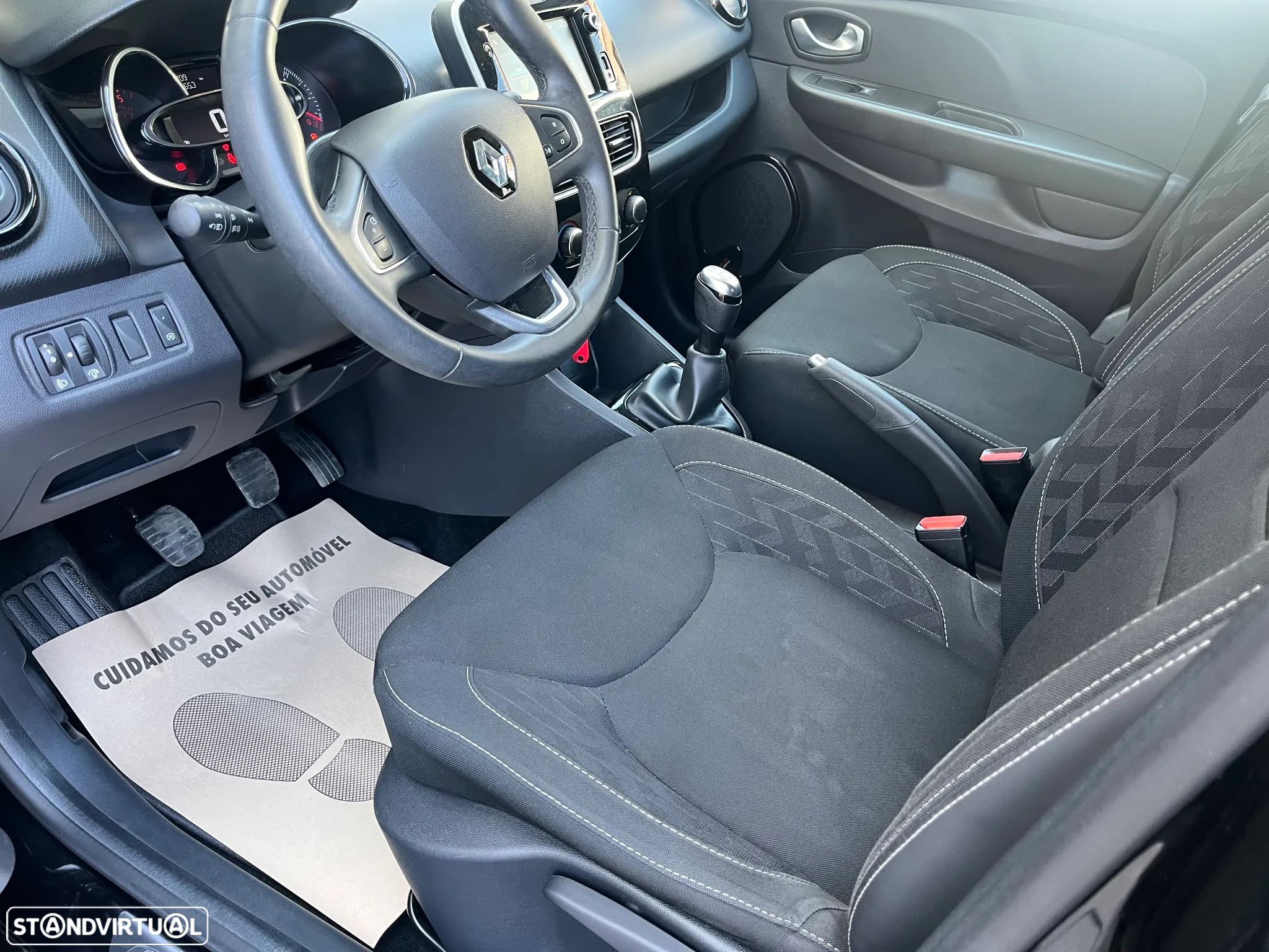 Renault Clio Sport Tourer 1.5 dCi Limited - 16