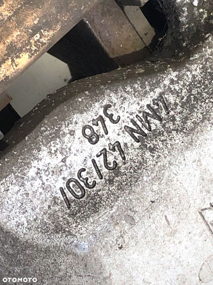 ZACISK PRAWY PRZÓD  BMW 5 (G30, F90) 2016 - 2022 530 e Plug-in-Hybrid 135 kW [184 KM] Hybryda - 5