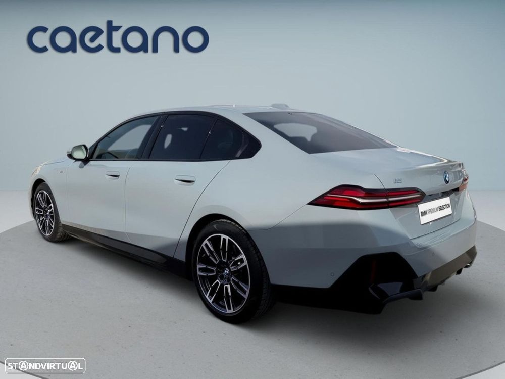 BMW i5 eDrive40 Pack Desportivo M - 6