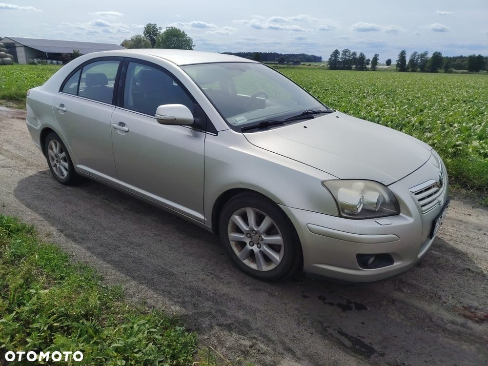 Toyota Avensis 2.0 VVT-i Sol - 3